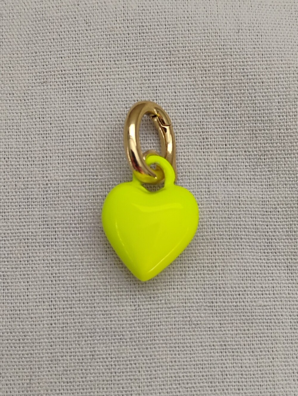 Roxanne Assoulin The Itsy Bitsy Puffy Heart Charm